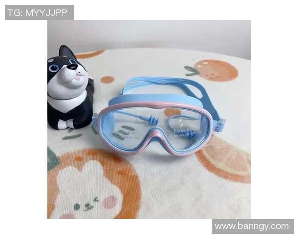 游泳装备选择指南如何挑选适合自己的泳镜泳帽及泳衣